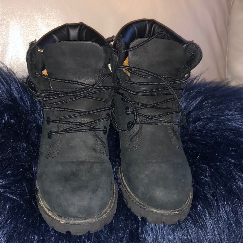 Boys Timberlands/black